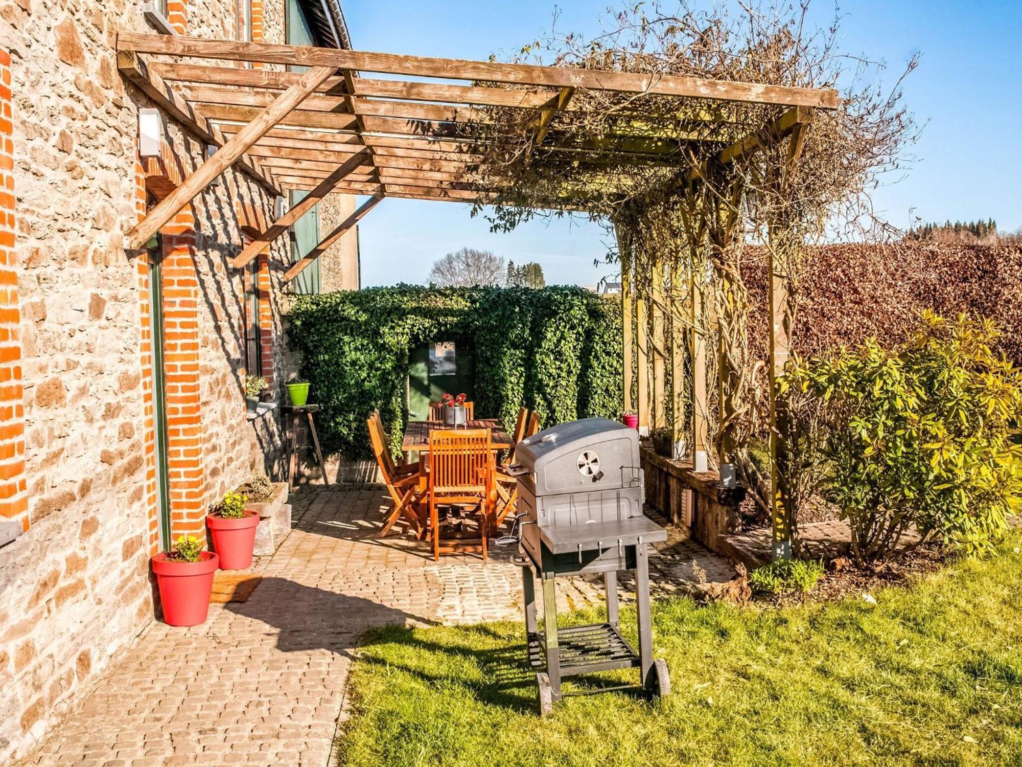 Pretty Farmhouse In Houffalize With Courtyard 外观 照片